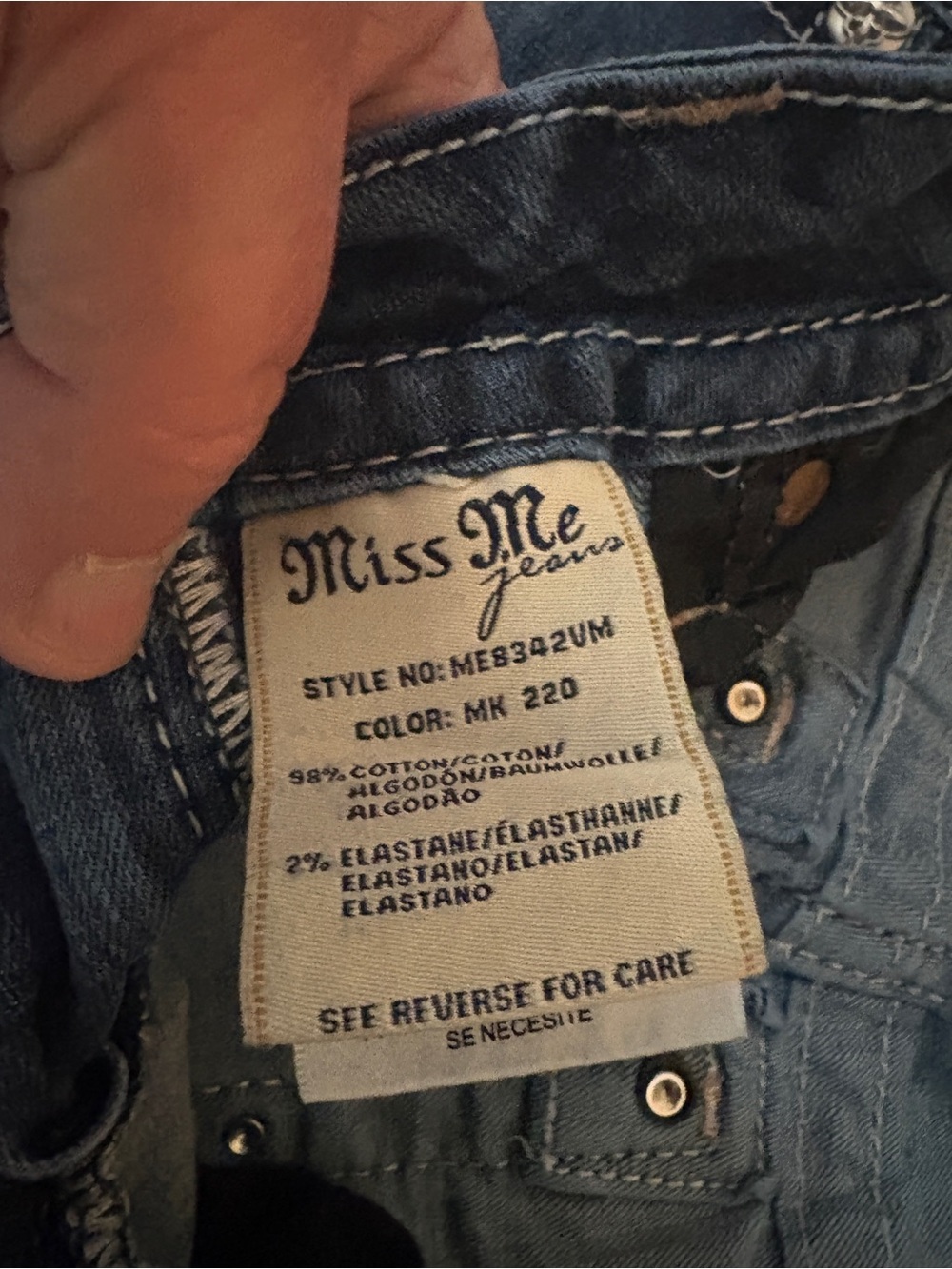 Miss Me Jean Shorts Women’s Curvy Mid-Rise Bermuda Jorts Size 25 10” Bling Y2K - Picture 8 of 16